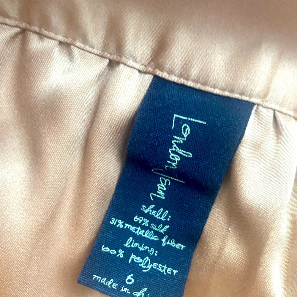 ❤️ 5/25 Victoria Secret Gold Metallic Skirt from London Jeans. - Picture 5 of 12